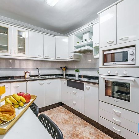 Malaga Central Station Apartment Buitenkant foto